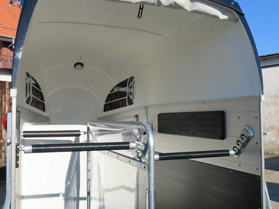 Прицеп-коневоз Böckmann Pferdeanhänger Champion R, Alub., 100 km/h: фото 7 Прицеп-коневоз Böckmann Pferdeanhänger Champion R, Alub., 100 km/h: фото 7