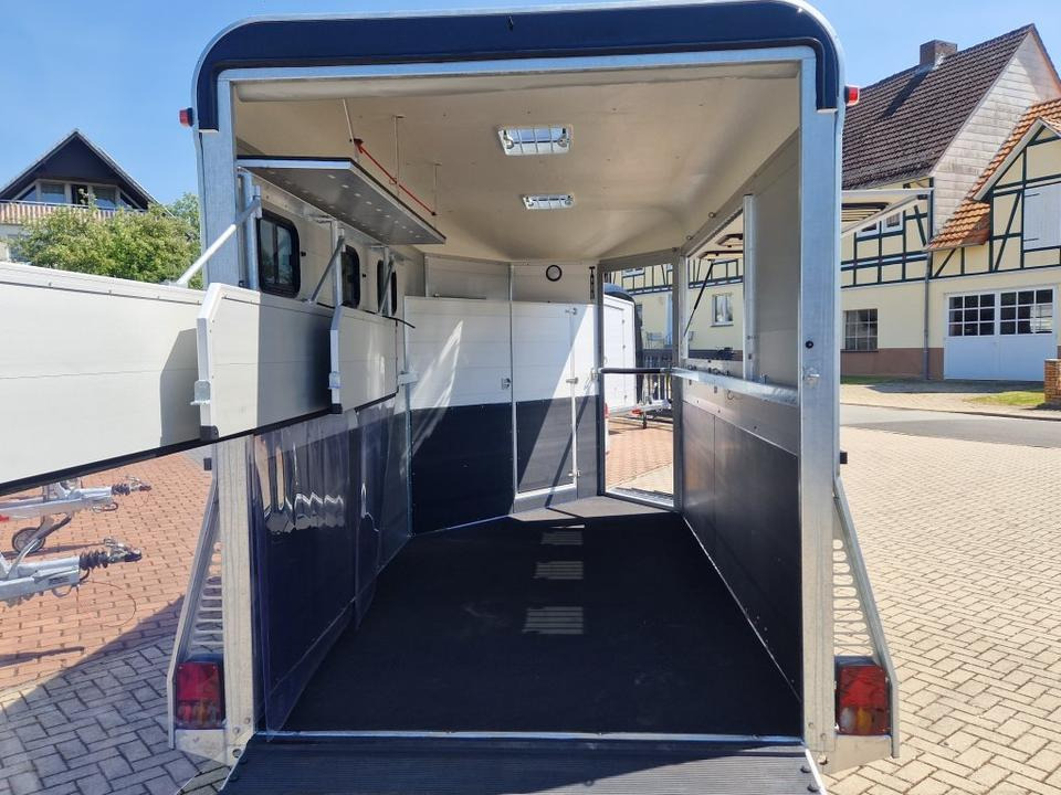 Прицеп-коневоз Pferdeanhänger Böckmann Traveller G3: фото 9