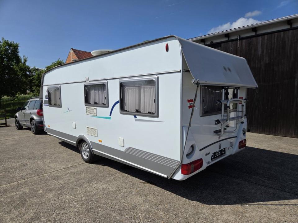 Wohnwagen Hymer Top Ausstattung Mover Vohrzelt 4x Schlafplätze WC - Прицеп дача: фото 3 Wohnwagen Hymer Top Ausstattung Mover Vohrzelt 4x Schlafplätze WC - Прицеп дача: фото 3