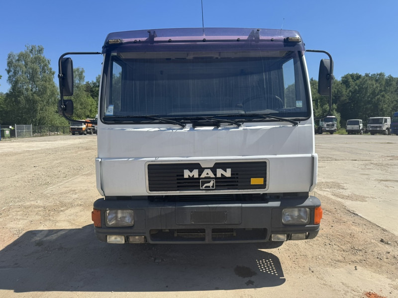 MAN 12.224 (MANUAL GEARBOX / EURO 2 / BELGIAN TRUCK IN GOOD CONDITION !!!) - Грузовик-шасси: фото 3 MAN 12.224 (MANUAL GEARBOX / EURO 2 / BELGIAN TRUCK IN GOOD CONDITION !!!) - Грузовик-шасси: фото 3