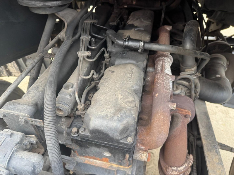 Ассенизатор MAN 18.232 (8000 L / 6 CYLINDER WITH MANUAL PUMP / STEEL SUSPENSION): фото 14