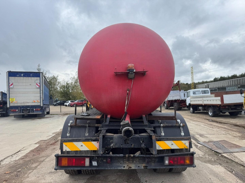 Ассенизатор MAN 18.232 (8000 L / 6 CYLINDER WITH MANUAL PUMP / STEEL SUSPENSION): фото 6