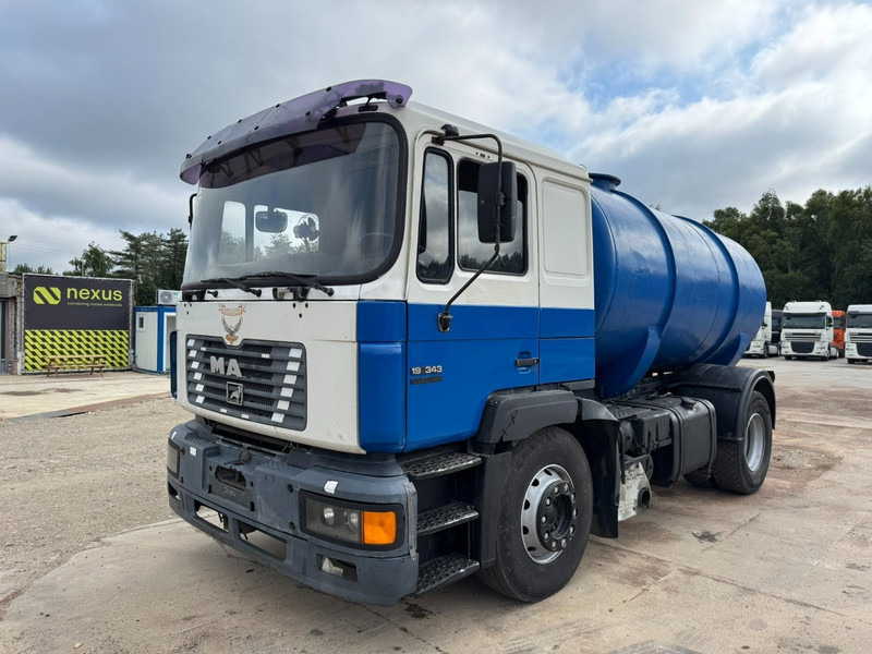 MAN 19.343 (12.000L / MANUAL GEARBOX / EURO 2 / PERFECT) - Ассенизатор: фото 1 MAN 19.343 (12.000L / MANUAL GEARBOX / EURO 2 / PERFECT) - Ассенизатор: фото 1