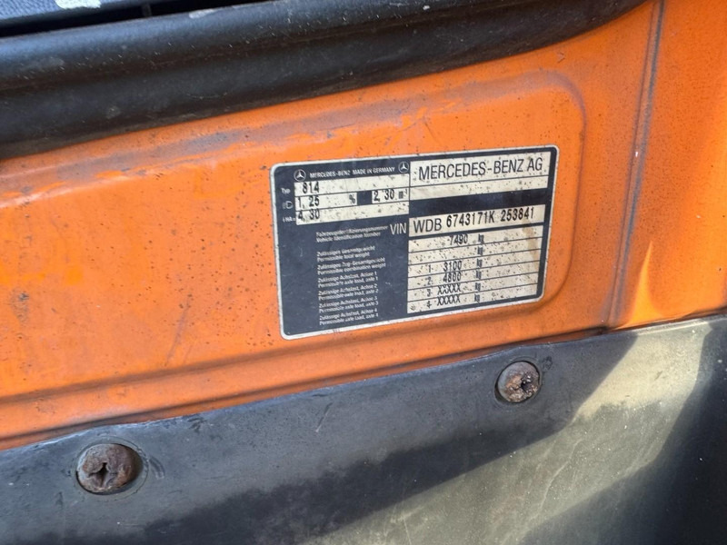Грузовик с закрытым кузовом Mercedes-Benz SK 814 (STEEL SUSPENSION & MANUAL GEARBOX / SUSPENSION LAMES & BOITE MANUELLE): фото 16 Грузовик с закрытым кузовом Mercedes-Benz SK 814 (STEEL SUSPENSION & MANUAL GEARBOX / SUSPENSION LAMES & BOITE MANUELLE): фото 16