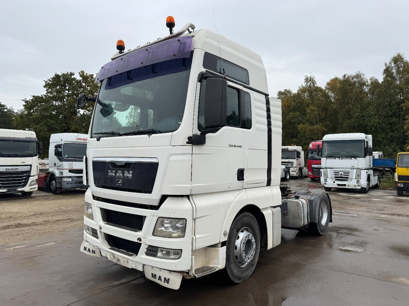 MAN TGX 18.440 (MANUAL GEARBOX / BOITE MANUELLE / PTO / HYDRAULIQUE POUR BENNE) - Тягач: фото 1 MAN TGX 18.440 (MANUAL GEARBOX / BOITE MANUELLE / PTO / HYDRAULIQUE POUR BENNE) - Тягач: фото 1