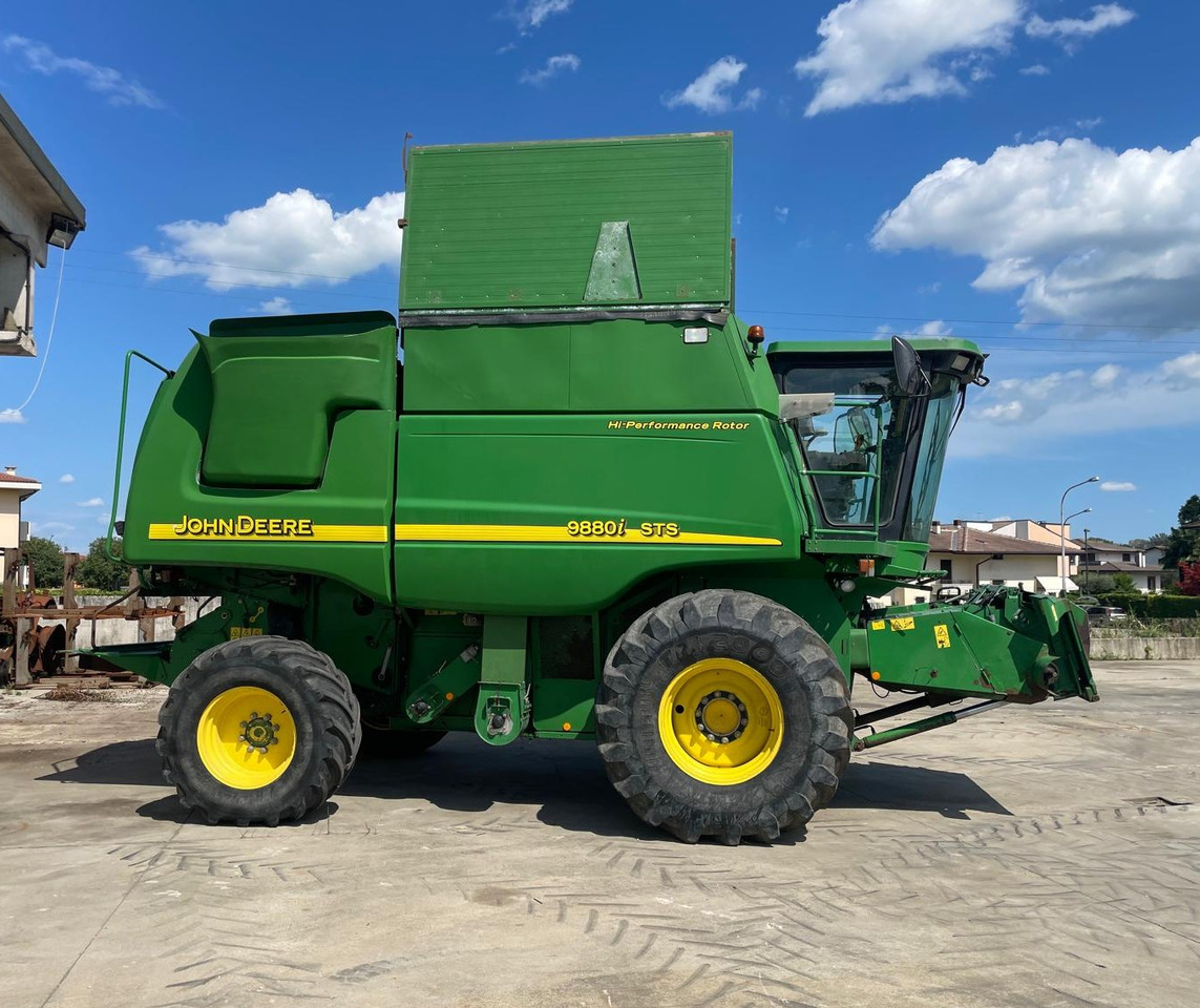 JOHN DEERE MIETITREBBIA STS 9880 - Зерноуборочный комбайн: фото 4 JOHN DEERE MIETITREBBIA STS 9880 - Зерноуборочный комбайн: фото 4