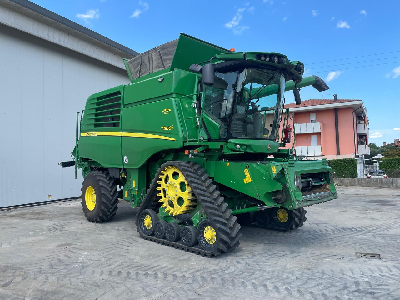 JOHN DEERE MIETITREBBIA T 560 - Зерноуборочный комбайн: фото 3 JOHN DEERE MIETITREBBIA T 560 - Зерноуборочный комбайн: фото 3