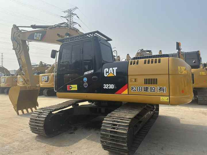 Excellent Cheap Price Used Japan Original Caterpillar Cat323d Crawler Excavators for Sale Used Cat 320 323 330 329 336 Excavator - Гусеничный экскаватор: фото 3 Excellent Cheap Price Used Japan Original Caterpillar Cat323d Crawler Excavators for Sale Used Cat 320 323 330 329 336 Excavator - Гусеничный экскаватор: фото 3