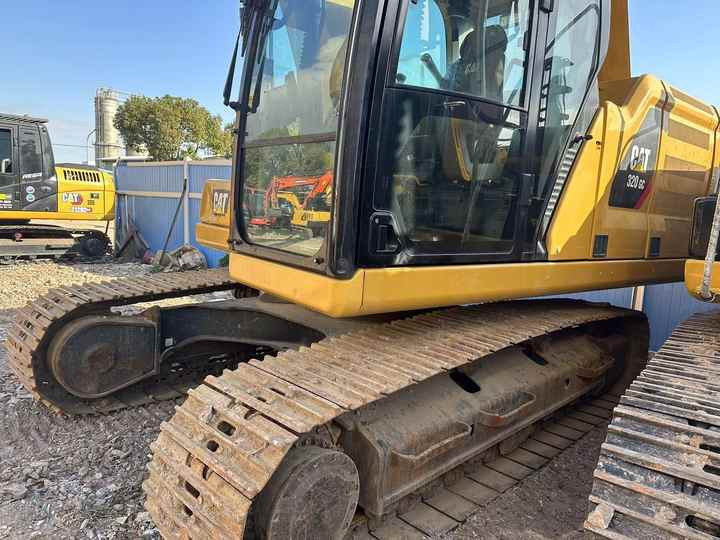 Used Digger CAT 320GC Construction Machinery Construction Digger Used CAT 320GC Cheap Excavator - Гусеничный экскаватор: фото 3 Used Digger CAT 320GC Construction Machinery Construction Digger Used CAT 320GC Cheap Excavator - Гусеничный экскаватор: фото 3