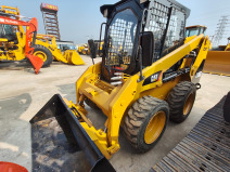 Used Front Loader Tractor CAT 246D Skid Steer Loader / Used Cat 226B 246C 246d Mini Skid Steer Loader in Stock - Мини-погрузчик с бортовым поворотом: фото 4 Used Front Loader Tractor CAT 246D Skid Steer Loader / Used Cat 226B 246C 246d Mini Skid Steer Loader in Stock - Мини-погрузчик с бортовым поворотом: фото 4