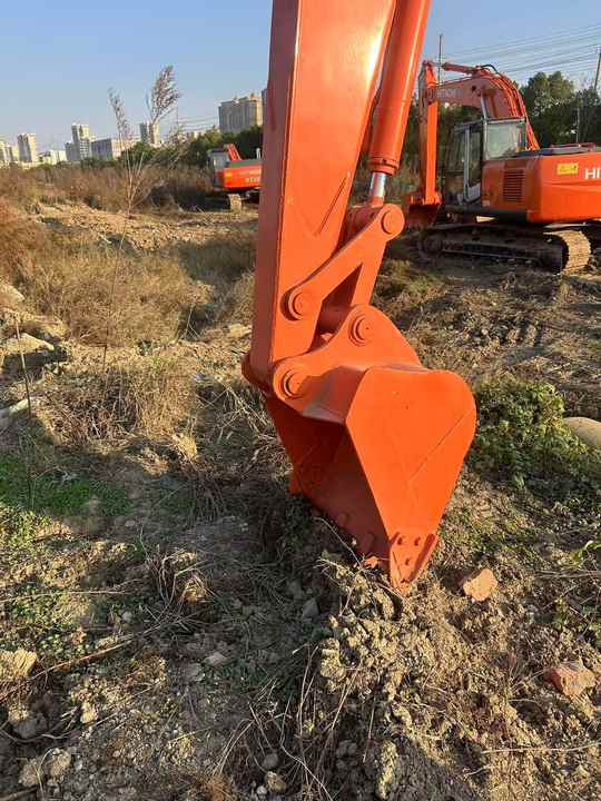 Used HITACHI ZX70 Model Mini Excavator Second Hand Machine Popular Brand Japan Hitachi Hydraulic Machinery - Экскаватор: фото 3 Used HITACHI ZX70 Model Mini Excavator Second Hand Machine Popular Brand Japan Hitachi Hydraulic Machinery - Экскаватор: фото 3