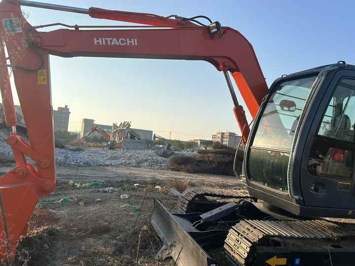 Used HITACHI ZX70 Model Mini Excavator Second Hand Machine Popular Brand Japan Hitachi Hydraulic Machinery - Экскаватор: фото 2 Used HITACHI ZX70 Model Mini Excavator Second Hand Machine Popular Brand Japan Hitachi Hydraulic Machinery - Экскаватор: фото 2