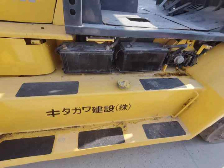 Used Original Japan Brand komatsu 15tons Forklift for Sale Low Working Hours Strong Power - Вилочный погрузчик: фото 5 Used Original Japan Brand komatsu 15tons Forklift for Sale Low Working Hours Strong Power - Вилочный погрузчик: фото 5