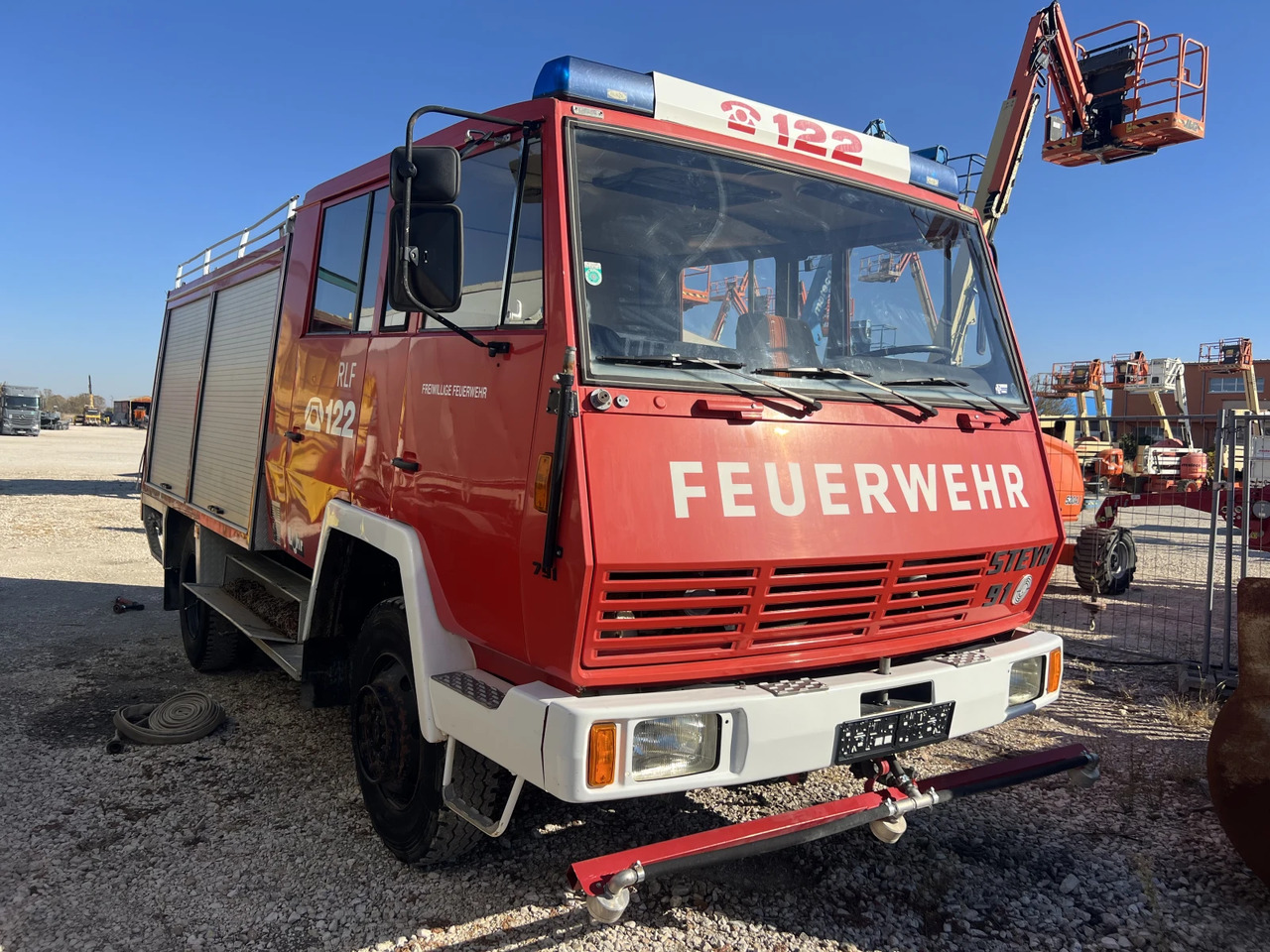 Steyr 791 4х4, 27000 км.Водоноска, FEUERWEHR, - Пожарная машина: фото 1 Steyr 791 4х4, 27000 км.Водоноска, FEUERWEHR, - Пожарная машина: фото 1
