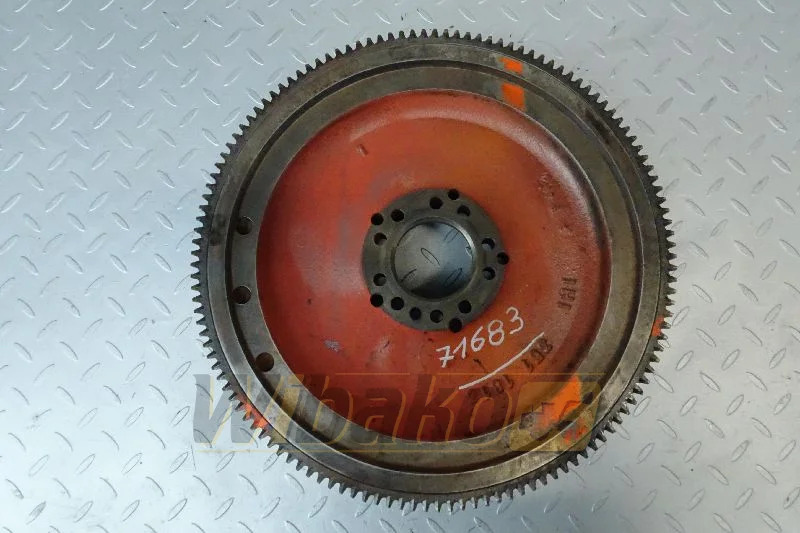 Deutz 04516521 - Маховик для Строительной техники: фото 1 Deutz 04516521 - Маховик для Строительной техники: фото 1