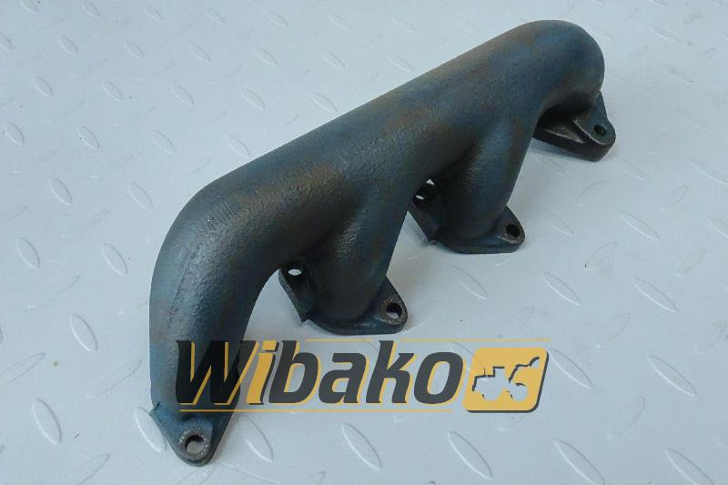 Exhaust manifold for engine Kubota D722 - Выпускной коллектор для Строительной техники: фото 1 Exhaust manifold for engine Kubota D722 - Выпускной коллектор для Строительной техники: фото 1