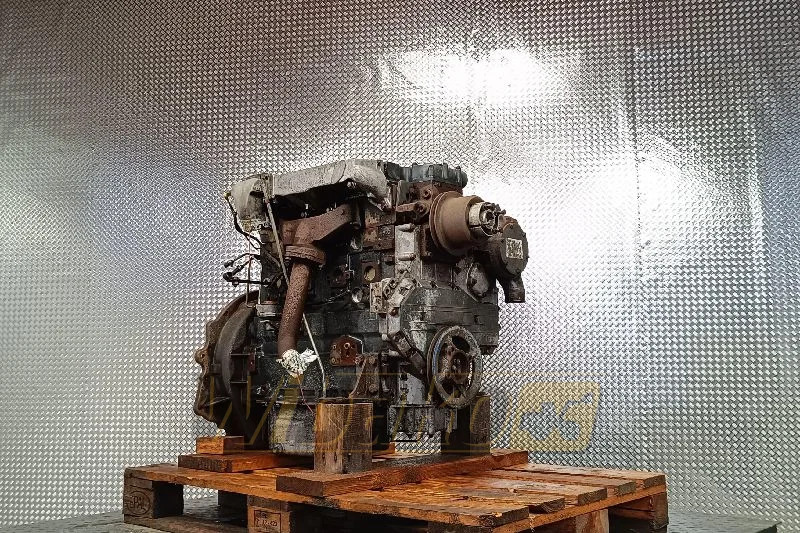 Perkins 1004-4 AA - Двигатель для Строительной техники: фото 2 Perkins 1004-4 AA - Двигатель для Строительной техники: фото 2