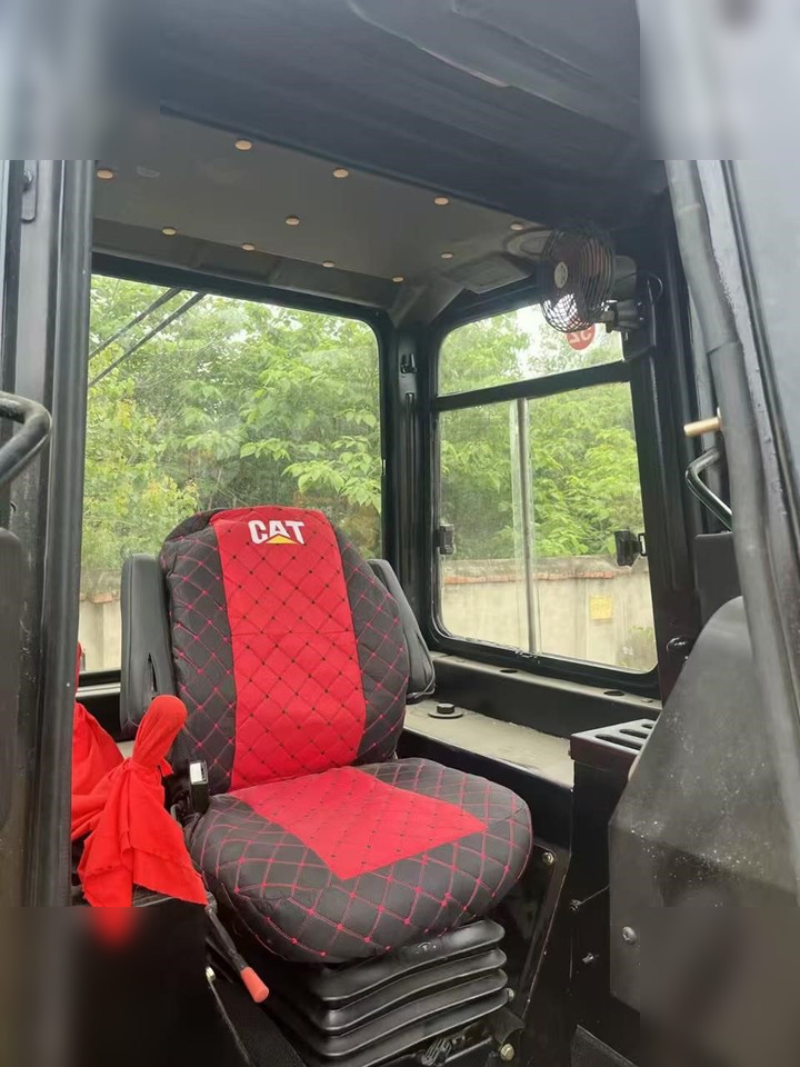 CATERPILLAR D6G - Бульдозер: фото 4 CATERPILLAR D6G - Бульдозер: фото 4