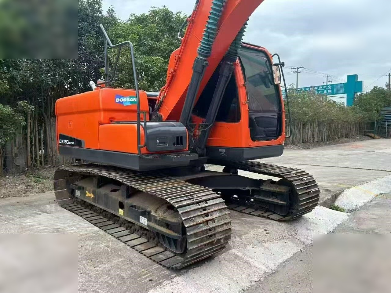 DOOSAN DX150W-9C - Колёсный экскаватор: фото 1 DOOSAN DX150W-9C - Колёсный экскаватор: фото 1