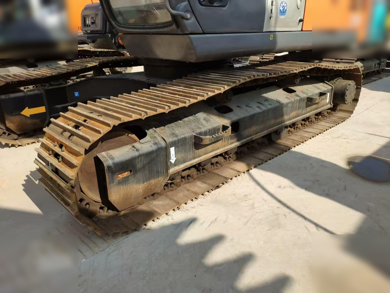 HITACHI ZX210 - Гусеничный экскаватор: фото 4 HITACHI ZX210 - Гусеничный экскаватор: фото 4