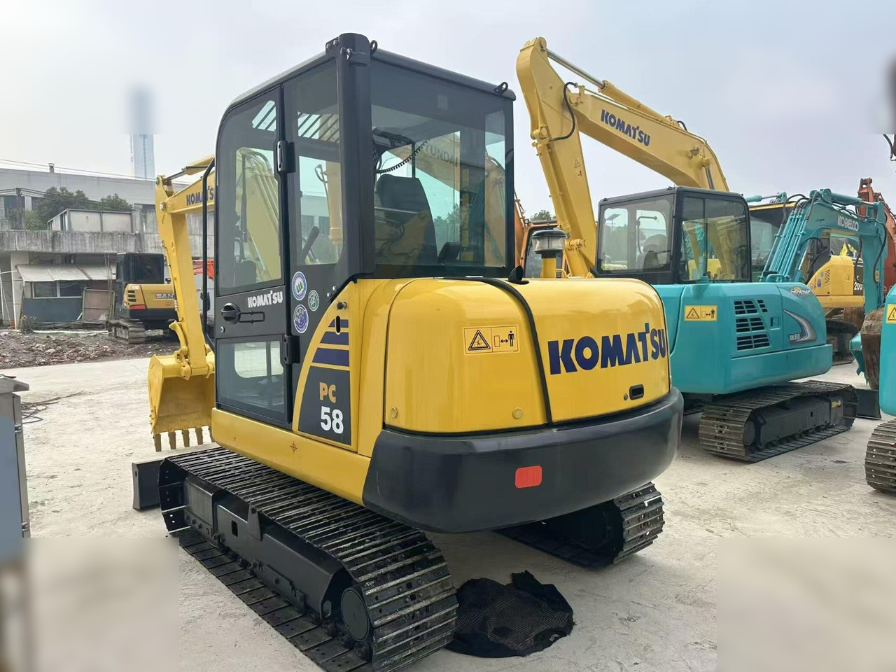 KOMATSU PC56-7 - Мини-экскаватор: фото 1 KOMATSU PC56-7 - Мини-экскаватор: фото 1