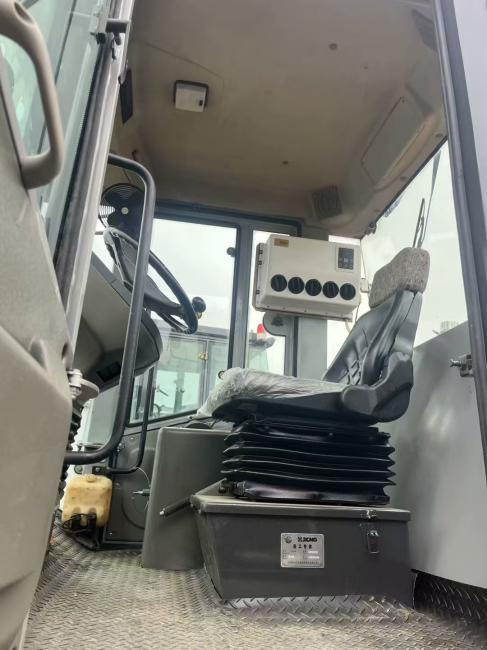 Компактор XCMG XS223J: фото 10