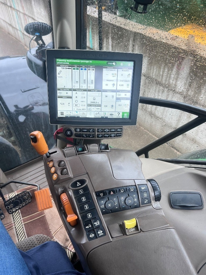 John Deere 6215 R Ultimate - Трактор: фото 4 John Deere 6215 R Ultimate - Трактор: фото 4