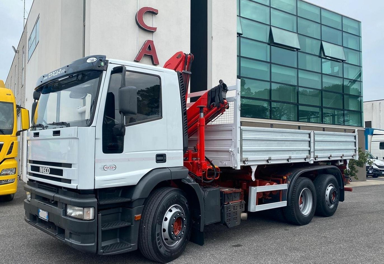 IVECO 440E38 RIBALTABILE TRILATERALE E GRU FASSI - Грузовик бортовой/ Платформа, Автоманипулятор: фото 1 IVECO 440E38 RIBALTABILE TRILATERALE E GRU FASSI - Грузовик бортовой/ Платформа, Автоманипулятор: фото 1