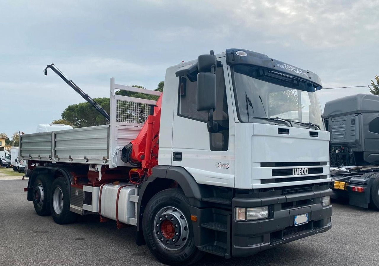 IVECO 440E38 RIBALTABILE TRILATERALE E GRU FASSI - Грузовик бортовой/ Платформа, Автоманипулятор: фото 3 IVECO 440E38 RIBALTABILE TRILATERALE E GRU FASSI - Грузовик бортовой/ Платформа, Автоманипулятор: фото 3