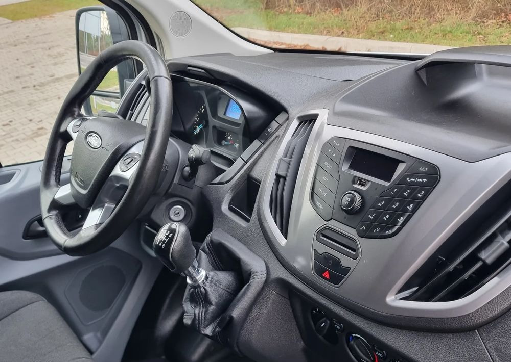 Легковой фургон Ford Transit: фото 14