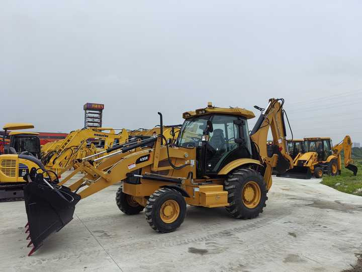 Cheap Prices Good Condition High Performance CAT 420F Used Backhoe Loader for Sale - Экскаватор-погрузчик: фото 3 Cheap Prices Good Condition High Performance CAT 420F Used Backhoe Loader for Sale - Экскаватор-погрузчик: фото 3