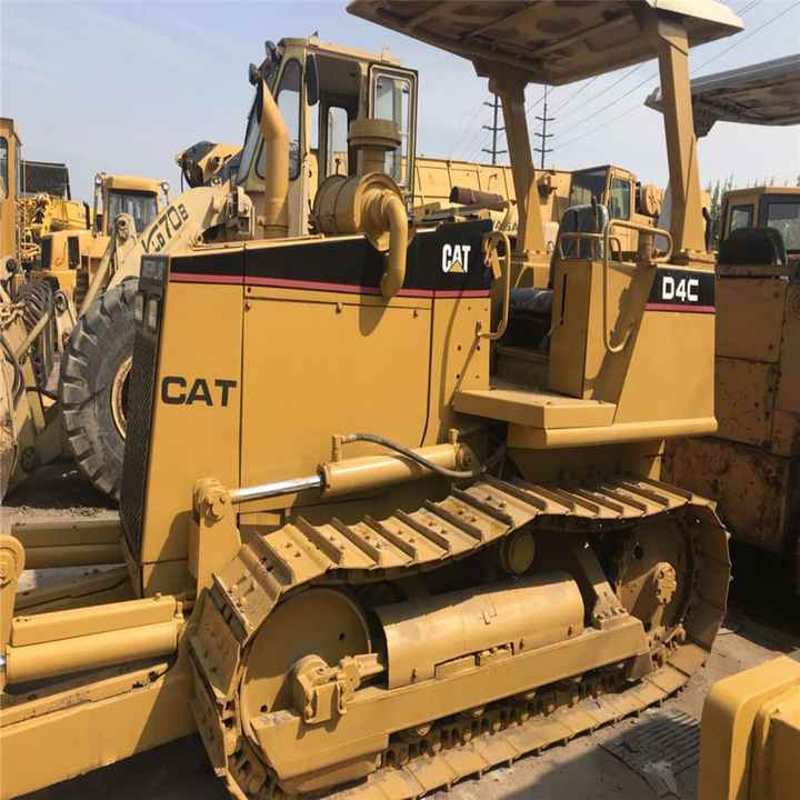 Original D4c Nice Condition Bulldozer , Used D4 Cat Bulldozer , CAT Mini Dozer D4h D5h D5g D6h D6 - Бульдозер: фото 2 Original D4c Nice Condition Bulldozer , Used D4 Cat Bulldozer , CAT Mini Dozer D4h D5h D5g D6h D6 - Бульдозер: фото 2