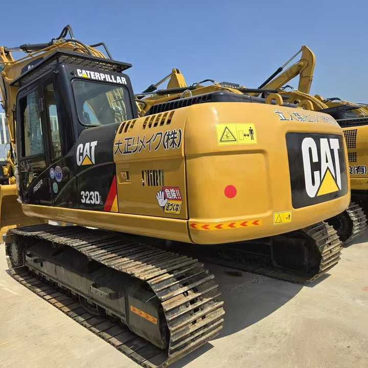 Used Caterpillar 323DL Hydraulic Excavator Superior Performance Cat323D Running Working Condition Low Price for Sale - Гусеничный экскаватор: фото 1 Used Caterpillar 323DL Hydraulic Excavator Superior Performance Cat323D Running Working Condition Low Price for Sale - Гусеничный экскаватор: фото 1