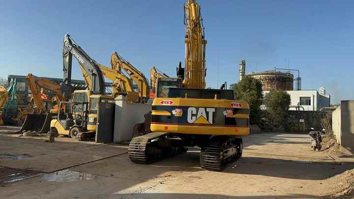 Used Digger CAT 325BL Construction Machinery Construction Digger Used CAT 325BL Cheap Excavator - Гусеничный экскаватор: фото 2 Used Digger CAT 325BL Construction Machinery Construction Digger Used CAT 325BL Cheap Excavator - Гусеничный экскаватор: фото 2