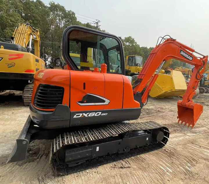 Used Doosan DX60-9c Excavator | Low Hours | Robust Undercarriage | Global Shipping | Discounted Price - Мини-экскаватор: фото 1 Used Doosan DX60-9c Excavator | Low Hours | Robust Undercarriage | Global Shipping | Discounted Price - Мини-экскаватор: фото 1