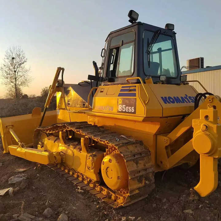 Used Komatsu Bulldozer D85 Strong Power Komatsu D85 Track Dozer for Sale - Бульдозер: фото 1 Used Komatsu Bulldozer D85 Strong Power Komatsu D85 Track Dozer for Sale - Бульдозер: фото 1