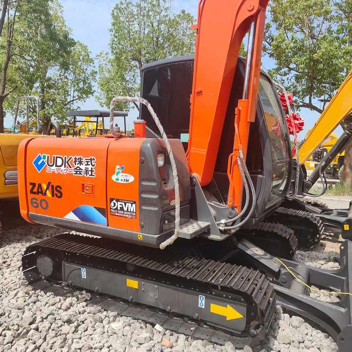 Used Original Japan Brand Hitachi Zx60 Excavator for Sale - Гусеничный экскаватор: фото 5 Used Original Japan Brand Hitachi Zx60 Excavator for Sale - Гусеничный экскаватор: фото 5