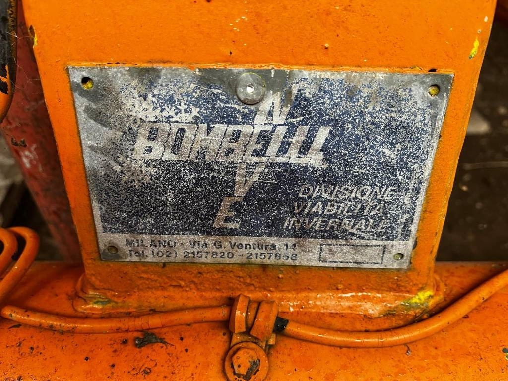 BOMBELLI LAMA 3 MT - Отвал для снега для Сельскохозяйственной техники: фото 2 BOMBELLI LAMA 3 MT - Отвал для снега для Сельскохозяйственной техники: фото 2