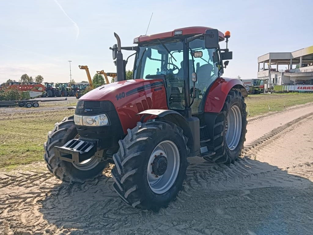 Case IH Maxxum 140 - Трактор: фото 3 Case IH Maxxum 140 - Трактор: фото 3