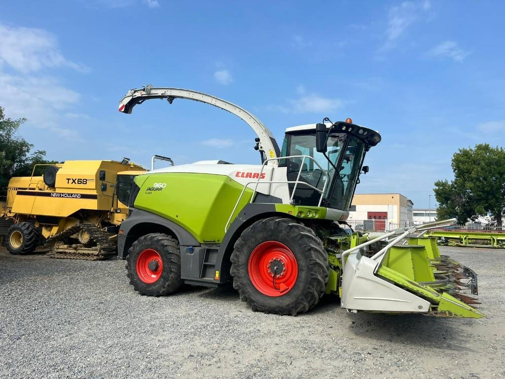 Claas Jaguar 960 - Кормоуборочный комбайн: фото 1 Claas Jaguar 960 - Кормоуборочный комбайн: фото 1