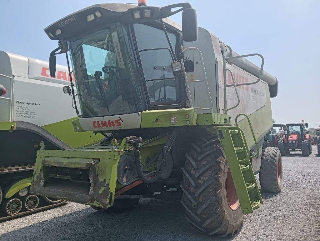Claas Lexion 570 - Зерноуборочный комбайн: фото 1 Claas Lexion 570 - Зерноуборочный комбайн: фото 1