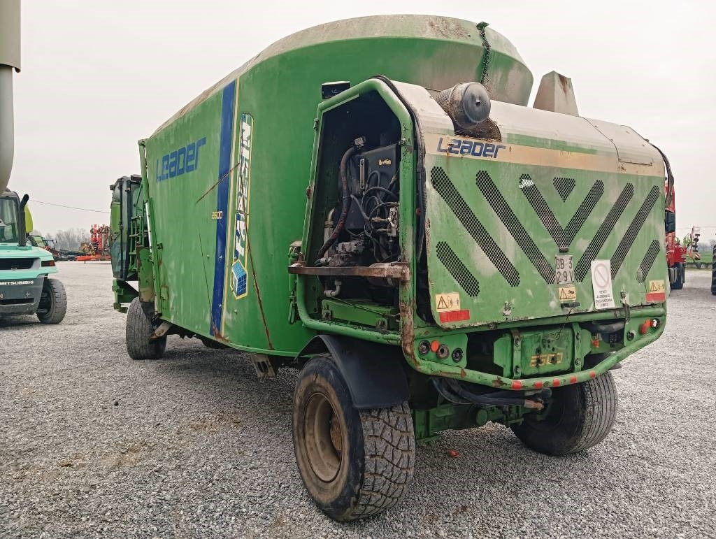 Faresin LEADER 2600 - Кормораздатчик: фото 5 Faresin LEADER 2600 - Кормораздатчик: фото 5