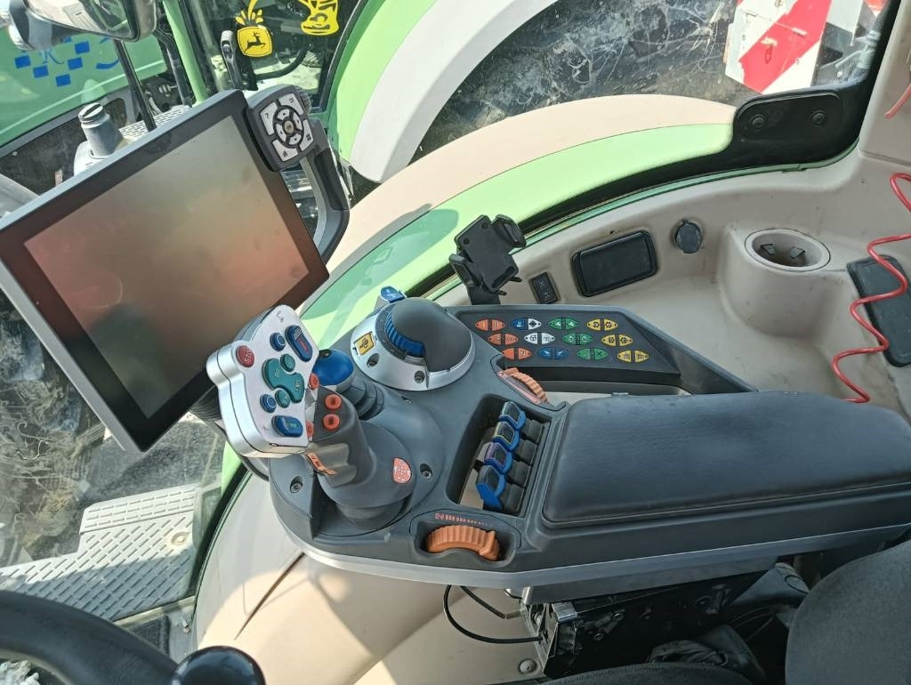 Fendt 718 Vario - Трактор: фото 5 Fendt 718 Vario - Трактор: фото 5