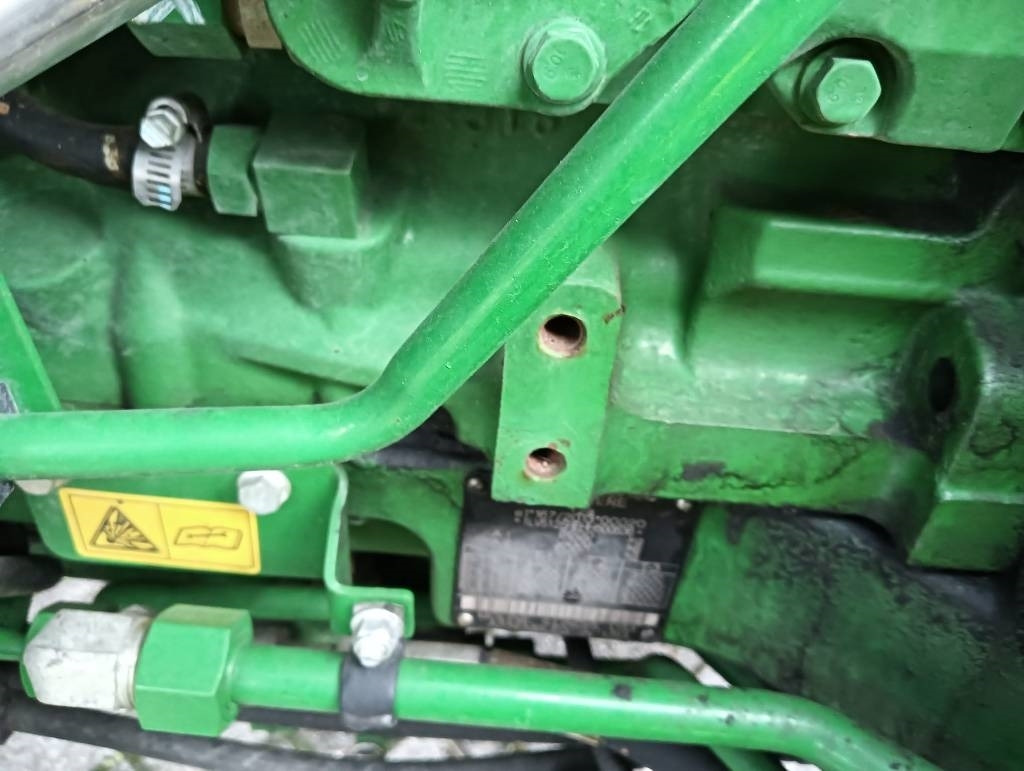 John Deere 5125 R - Трактор: фото 4 John Deere 5125 R - Трактор: фото 4