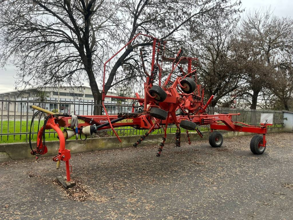 Kuhn 6520 - Сеноворошилка: фото 1 Kuhn 6520 - Сеноворошилка: фото 1