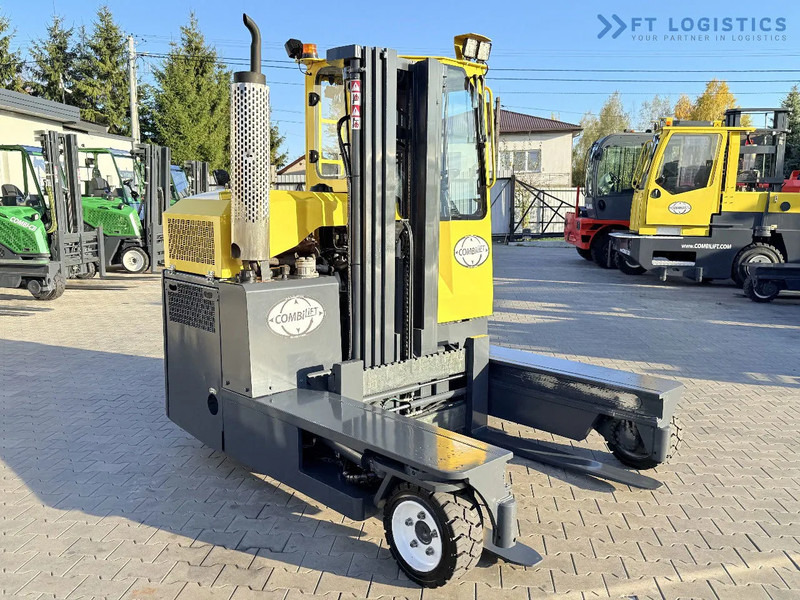 Combilift C3000 / GAS / TRIPLEX 4900MM / FREE LIFT / FORK POSITIONER / FULL CABIN / EXCELLENT CONDITION / Wide range of four-way and side - Четырехсторонний погрузчик: фото 5 Combilift C3000 / GAS / TRIPLEX 4900MM / FREE LIFT / FORK POSITIONER / FULL CABIN / EXCELLENT CONDITION / Wide range of four-way and side - Четырехсторонний погрузчик: фото 5