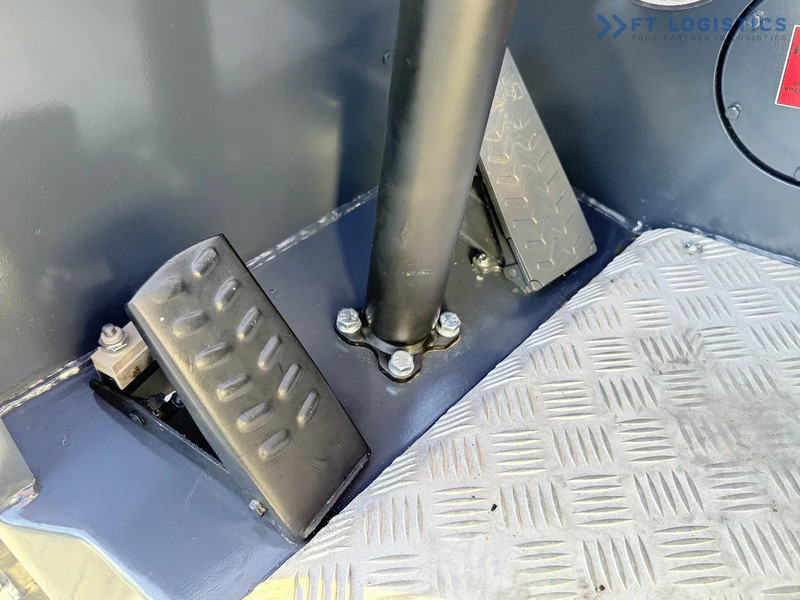 Четырехсторонний погрузчик Combilift C3000CB / GAS / TRIPLEX 4900MM / FREE LIFT / SIDE SHIFT / FORK POSITIONER / EXCELLENT CONDITION / Wide range of four-way and sid: фото 13 Четырехсторонний погрузчик Combilift C3000CB / GAS / TRIPLEX 4900MM / FREE LIFT / SIDE SHIFT / FORK POSITIONER / EXCELLENT CONDITION / Wide range of four-way and sid: фото 13