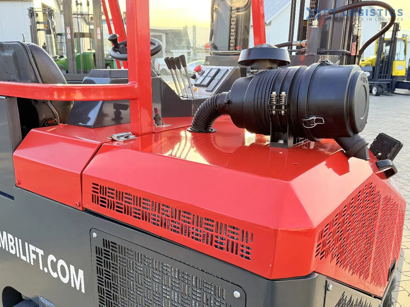 Четырехсторонний погрузчик Combilift C3000CB / GAS / TRIPLEX 4900MM / FREE LIFT / SIDE SHIFT / FORK POSITIONER / EXCELLENT CONDITION / Wide range of four-way and sid: фото 10 Четырехсторонний погрузчик Combilift C3000CB / GAS / TRIPLEX 4900MM / FREE LIFT / SIDE SHIFT / FORK POSITIONER / EXCELLENT CONDITION / Wide range of four-way and sid: фото 10