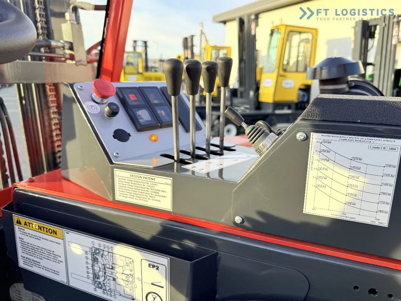 Четырехсторонний погрузчик Combilift C3000CB / GAS / TRIPLEX 4900MM / FREE LIFT / SIDE SHIFT / FORK POSITIONER / EXCELLENT CONDITION / Wide range of four-way and sid: фото 16 Четырехсторонний погрузчик Combilift C3000CB / GAS / TRIPLEX 4900MM / FREE LIFT / SIDE SHIFT / FORK POSITIONER / EXCELLENT CONDITION / Wide range of four-way and sid: фото 16