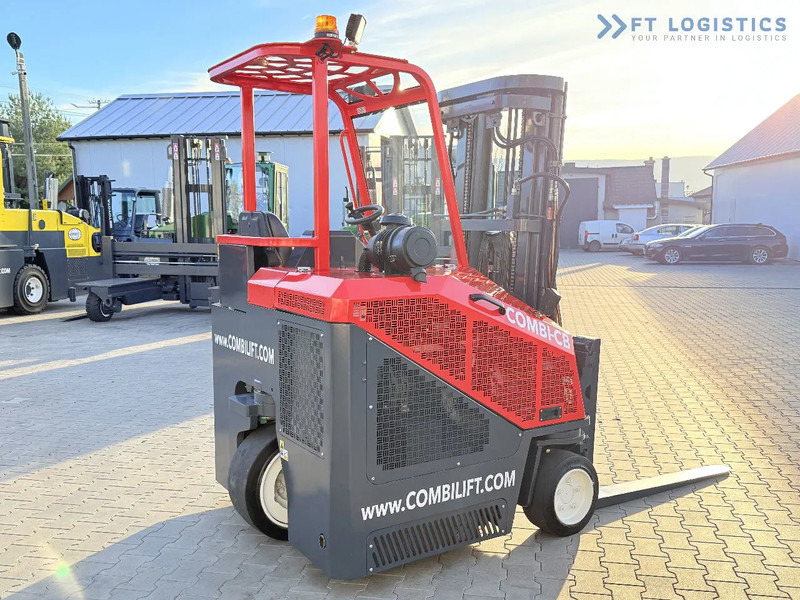 Четырехсторонний погрузчик Combilift C3000CB / GAS / TRIPLEX 4900MM / FREE LIFT / SIDE SHIFT / FORK POSITIONER / EXCELLENT CONDITION / Wide range of four-way and sid: фото 9 Четырехсторонний погрузчик Combilift C3000CB / GAS / TRIPLEX 4900MM / FREE LIFT / SIDE SHIFT / FORK POSITIONER / EXCELLENT CONDITION / Wide range of four-way and sid: фото 9